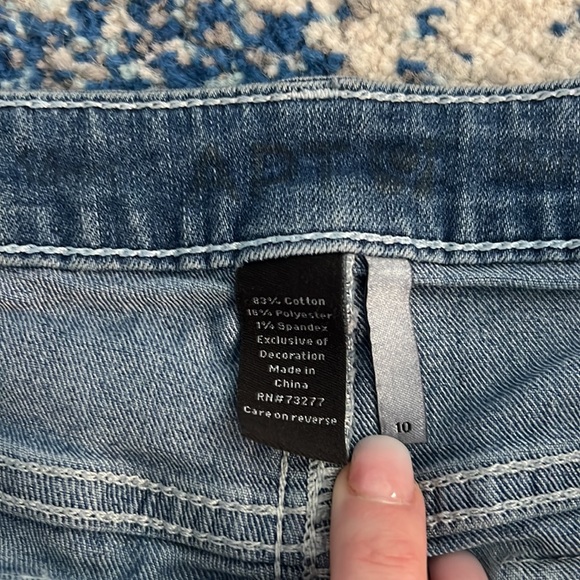 Apt 9 shorts size 10 - Picture 3 of 5